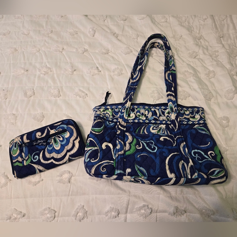 Vera Brandley purse and wallet